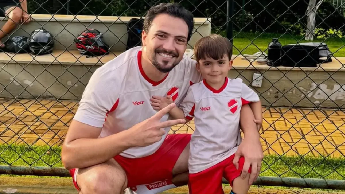 Amor de berço: Pai vilanovense aposta no amor pelo futebol para criar memórias afetivas com o filho