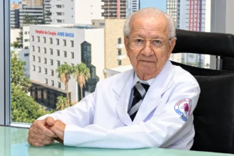 Anis Rassi: um dos médicos mais importantes de Goiânia era chamado de ‘operador de galinhas’ na infância; conheça história