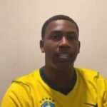 Após acusar ator de racismo, streamer diz amar Bolsonaro: "O PT é sujo"