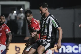 Athletic-MG x Vila Nova; Tigrão sofre três gols e vai sendo derrotado no primeiro tempo