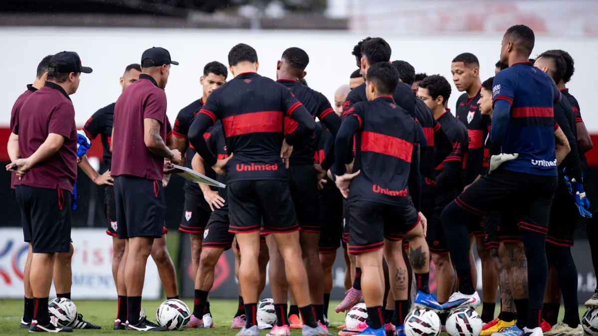 Atlético-GO x Criciúma: Onde assistir ao vivo o jogo pelo Campeonato Brasileiro Série B
