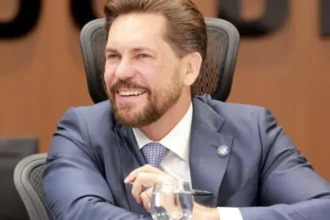 Bruno Peixoto, Flávia Morais e Delegado Waldir são os mais citados em pesquisa para deputado federal