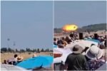 Caça da Força Aérea Grega explode após manobra em show e mata dois pilotos