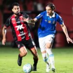 Campeonato Brasileiro: Vitória derrota Grêmio por 1 x 0 no Barradão
