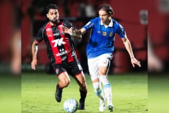 Campeonato Brasileiro: Vitória derrota Grêmio por 1 x 0 no Barradão