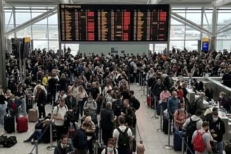 Caos aéreo no Reino Unido cancela voos e atinge milhares de passageiros