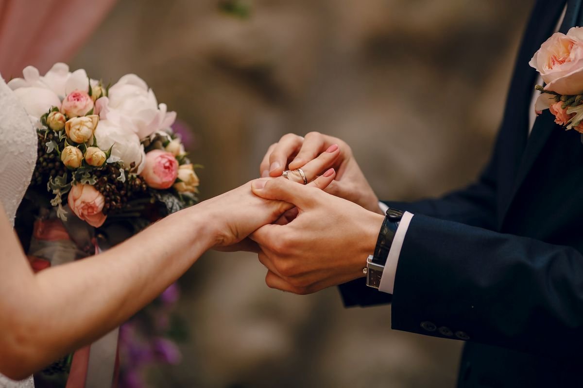 Casamento acaba após 29 dias e marido terá que ressarcir esposa por gastos com festa e lua de mel, em Anápolis