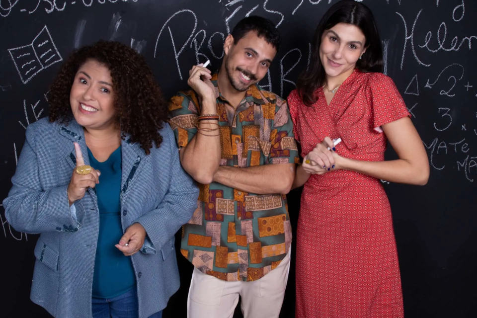 Comédia leva rotina da sala dos professores aos palcos em Goiás