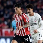 Corinthians busca empate contra Estudiantes e irá decidir vaga na Libertadores em casa
