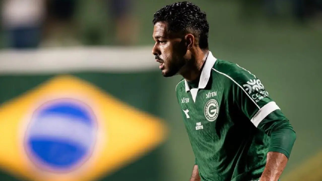 Djalma Silva diz que expulsão atrapalhou o Goiás contra o Fortaleza: “11 contra 11 teríamos vencido”