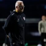 Dorival Jr. projeta duelo contra o Boca Juniors após vitória no Brasileirão