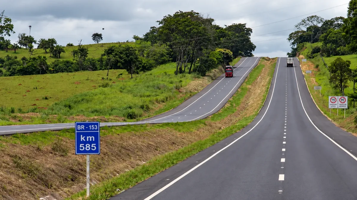 Duplicação da BR-153 pode reduzir em 23 minutos tempo de viagem em Goiás