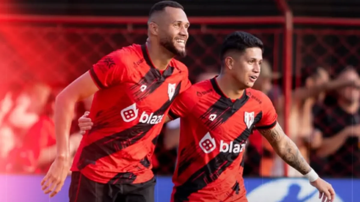 Em tarde dos ‘Gustavos’ e Geovany, Atlético dá show no Accioly e entra no G-6