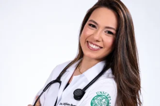 Entenda o que levou médica goiana a fechar consultório e ir sozinha para Moçambique