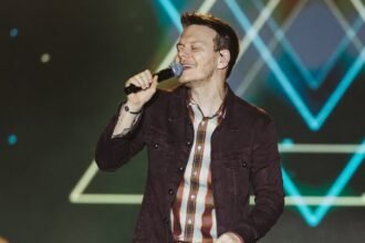 "Esforço enorme", diz Michel Teló após show com pouco público viralizar