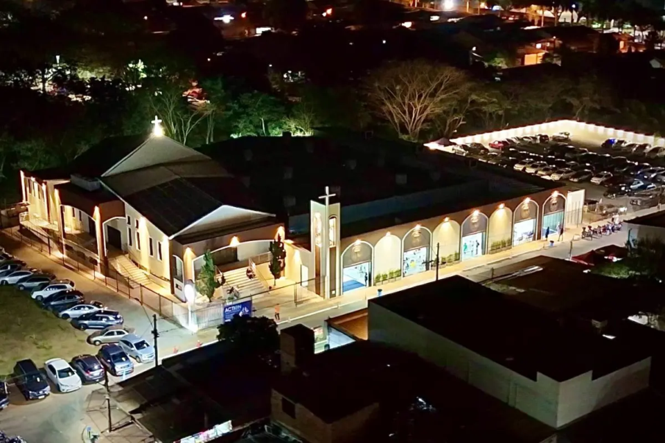 feed-image-1788563486 Paróquia Nossa Senhora daAssução inaugura relógio que faz contagem regressiva para Congresso Eucarístico em Goiânia
