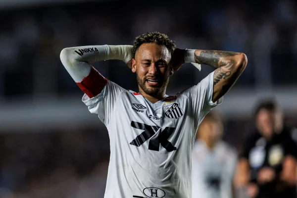 feed-image-1788575532-1 Saiba quantos jogos Neymar pode desfalcar o Santos após nova lesão