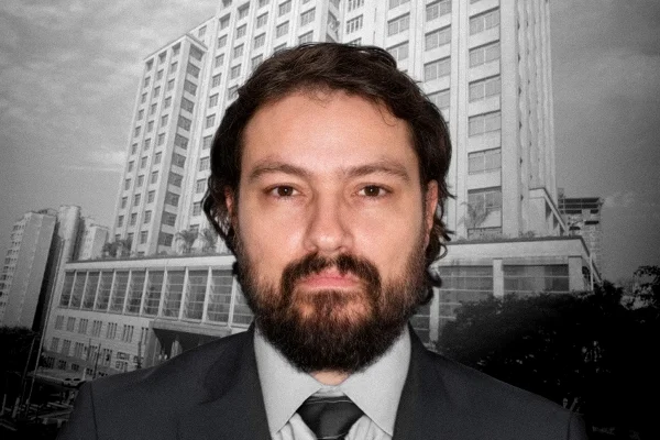 feed-image-1788604861 Ex-número 3 da Fazenda preso foi promovido duas vezes no governo Tarcísio