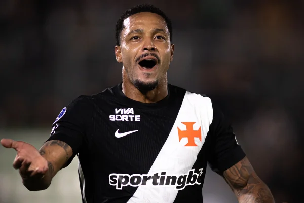feed-image-1788608962 Ex-agente de atleta do Vasco foi preso no apartamento do jogador no ES