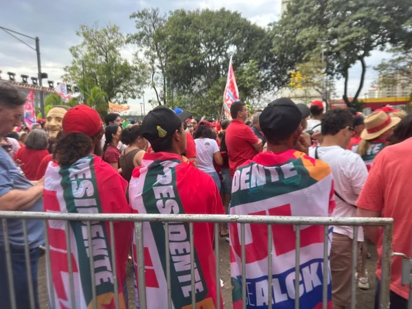 feed-image-1788621742 “Estamos em guerra”: Tebet convoca mulheres contra Flávio e Tarcísio