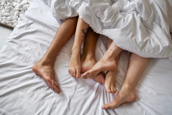 feed-image-1788672395 Dia do Sexo: 35 posições para homens e mulheres gozarem em dupla ou trio