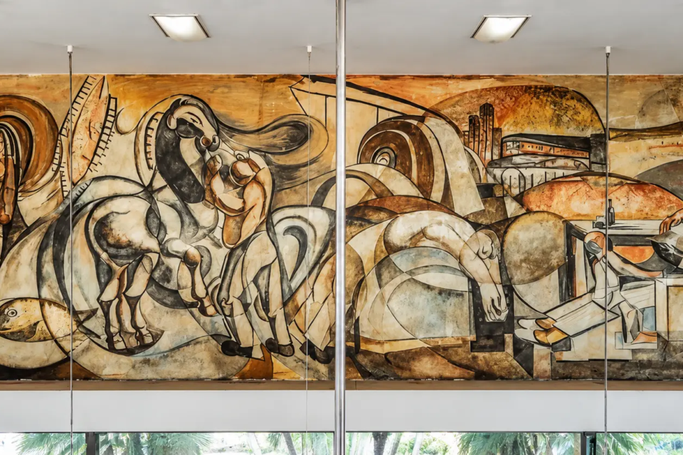 feed-image-1788695450 Era para ser um shopping: terreno que abrigava joia da arquitetura modernista segue abandonado em Goiânia