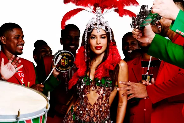 feed-image-1788699678 O que fez Anitta preferir ser rainha da Grande Rio e dizer não à Mocidade