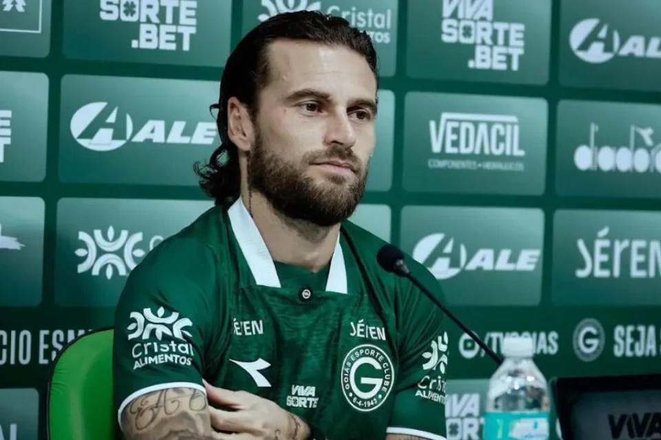 feed-image-1788714817 Mozart explica ausência de Lucas Lima contra o Fortaleza