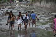 feed-image-1788750120-4 Nepal: família de idosa resgatada 10 dias após tragédia tinha iniciado luto