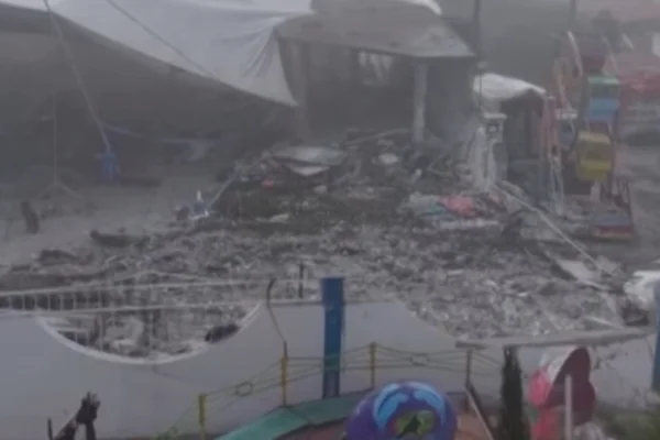 feed-image-1788754407 Explosão de fogos de artifício durante missa deixa 10 mortos no México