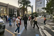 feed-image-1788762077-2 Polícia, câmeras e queixas não freiam roubos de celulares em Pinheiros