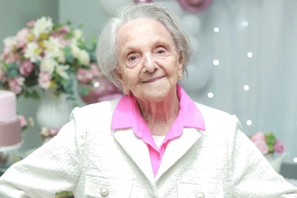 feed-image-1788802964 Vovó Elma, influencer famosa por vídeos de receitas, morre aos 103 anos