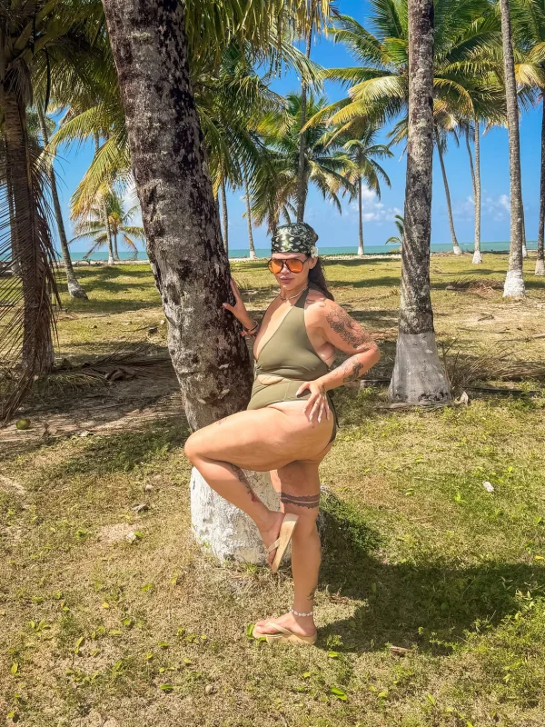 feed-image-1788823292-1 Após perder 112 kg, Thais Carla posa de maiô em Boipeba