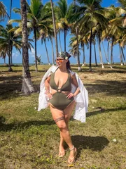 feed-image-1788823294 Após perder 112 kg, Thais Carla posa de maiô em Boipeba