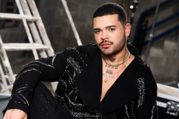 feed-image-1788831678-1 Participante do Estrelas da Casa esquece letra durante show no Rock in Rio