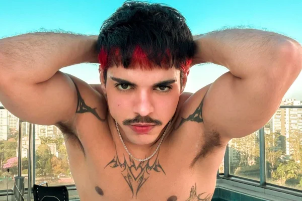 feed-image-1788835859 Influenciador diz que vai processar perfis após vazamento de fotos íntimas