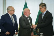 feed-image-1788855687-1 Crise no STF: próximo presidente poderá indicar até 4 ministros