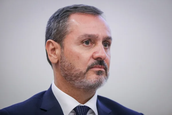 feed-image-1788875620 “Indignação e revolta”, avalia cúpula da PF sobre afastamento de Andrei