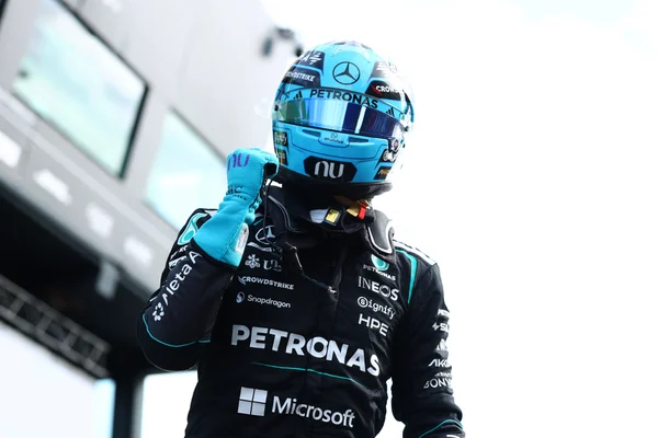 feed-image-1788887828 F1: George Russell terá arquibancada própria no GP da Inglaterra de 2027