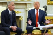feed-image-1788919365 Trump amplia ofensiva e impõe sobretaxa de 50% sobre produtos do Canadá