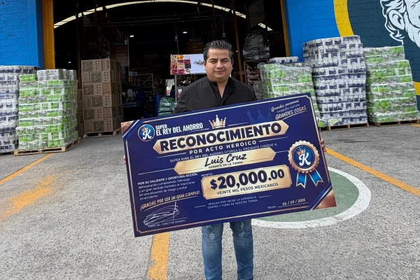 feed-image-1788931876 Homem que salvou menina de 3 anos de ser atropelada ganha prêmio da empresa