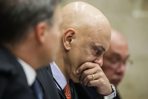 feed-image-1788955843 OAB-DF aprova pedidos de impeachment de Alexandre de Moraes e Dias Toffoli