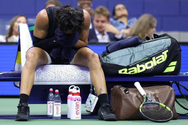 feed-image-1788959442 US Open: Alcaraz passa mal, vomita e perde jogo de 4h28 para Ben Shelton