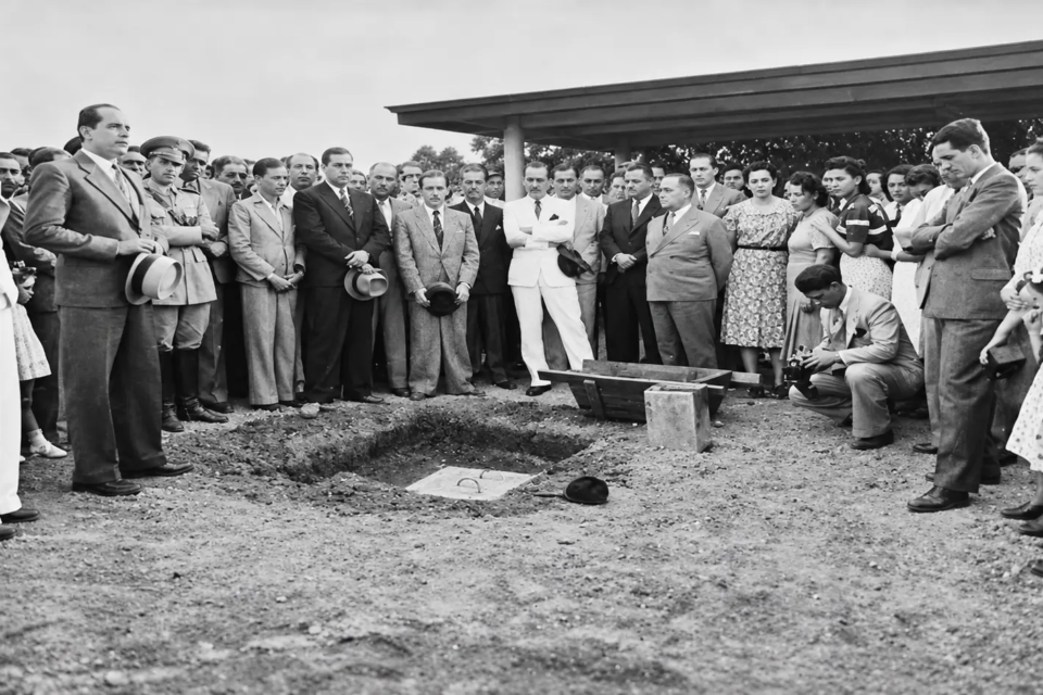 feed-image-1788976831 Urna enterrada no coração de Goiânia em 1933 guarda relíquias valiosas; descubra quais
