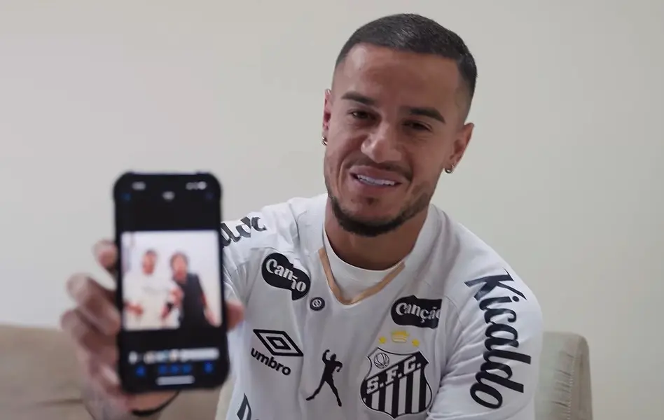 feed-image-1789409670 Philippe Coutinho é do Santos e vai reeditar parceria com Neymar
