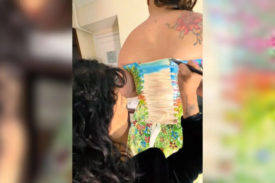 feed-image-1789423921 Estilista que fez carreira em Goiânia e tem metade dos dedos tenta se reeguer após ‘cancelamento’ nas redes sociais: ‘perdi tudo’