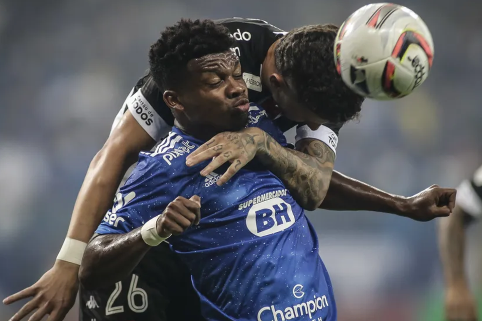 feed-image-1789569192 Vem pro Vila? Quem é Lincoln, atacante dos gols decisivos e que pode reforçar o Tigrão