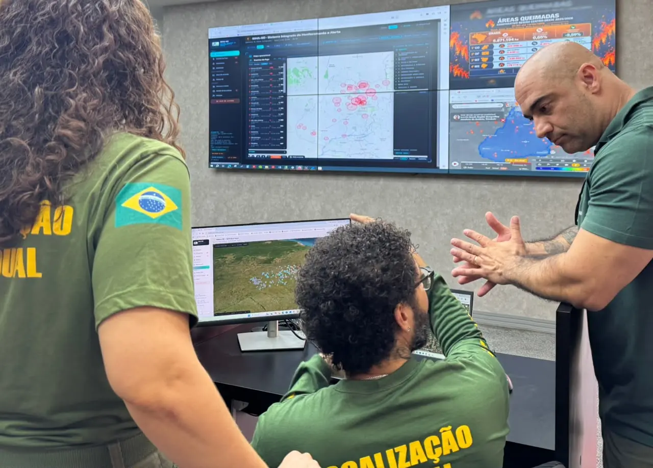 feed-image-1789570932 Governo de Goiás lança sistema com IA para monitorar incêndios e antecipar riscos de queimadas no estado