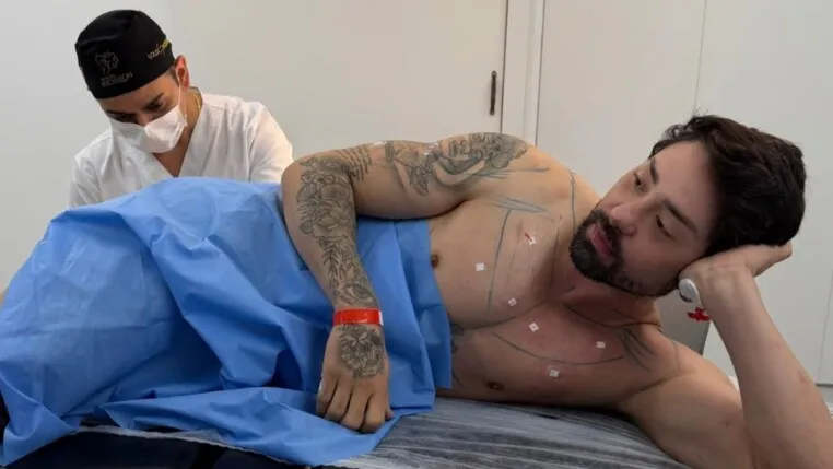 feed-image-1789600355 Rico Melquiades faz procedimento e explica: ‘Pra não feder’
