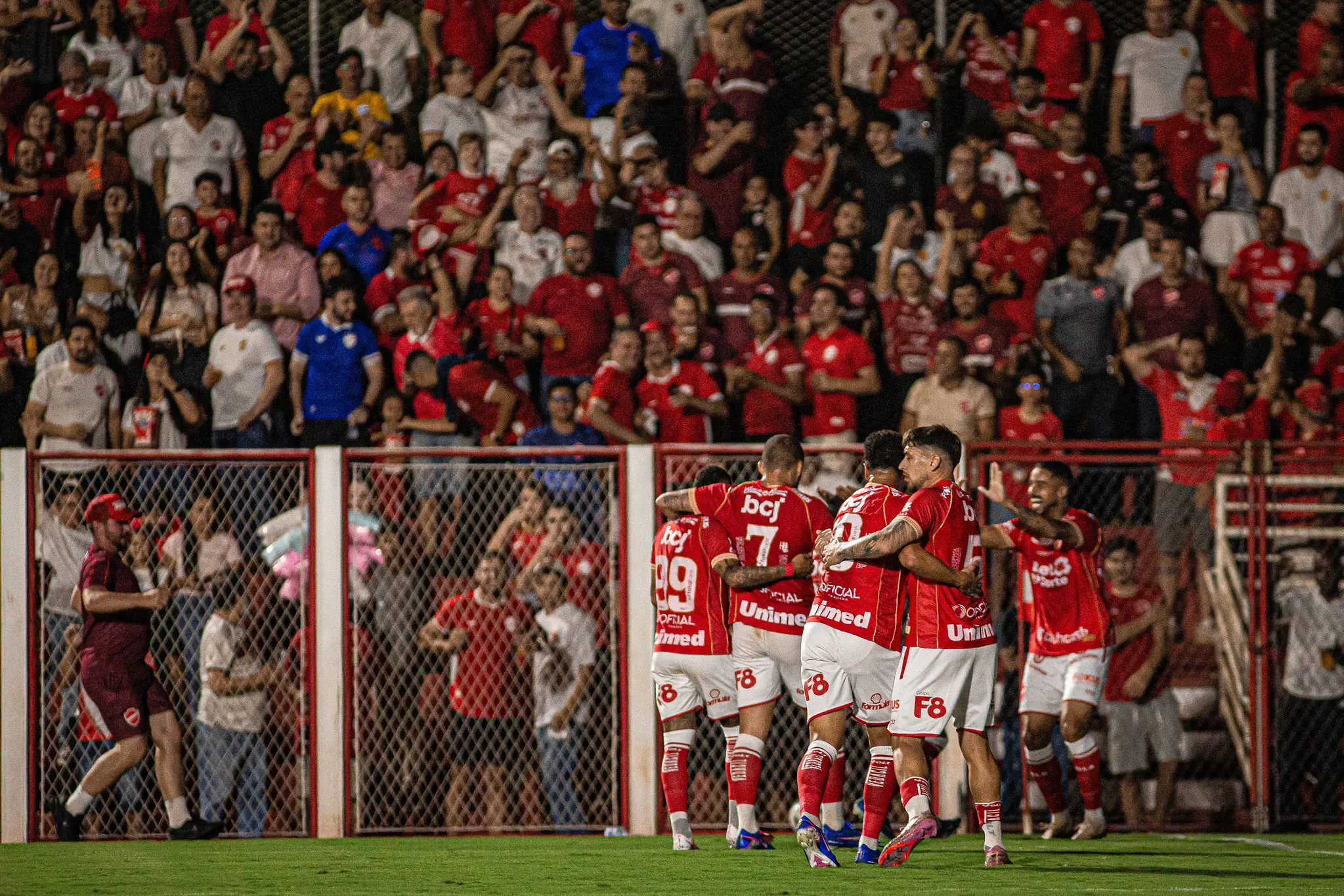 feed-image-1789665172 Acesso ou playoffs? Veja quantas vitórias o Vila Nova precisa nas dez rodadas finais da Série B